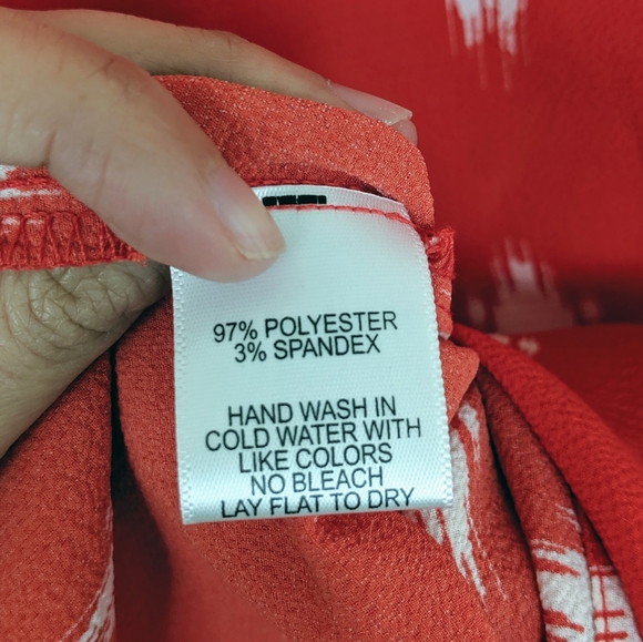 Gibson x Living in Yellow Tulip Split Neck Top - Picture 5 of 5